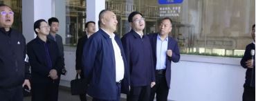 省發(fā)改委地區處朱文治處長(cháng)蒞臨華興參觀(guān)指導